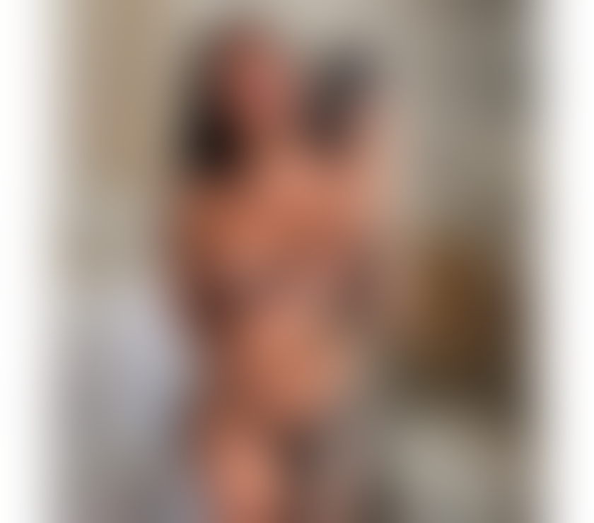 Escorts Warrington Warrington Town Centre - Warrington - Photos for NINA FOX TUNISIAN 🦊 TIGHTEST GIRL I DO VIDEO CALL